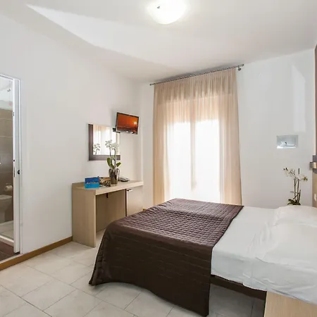 Gardenia Hotel 3*